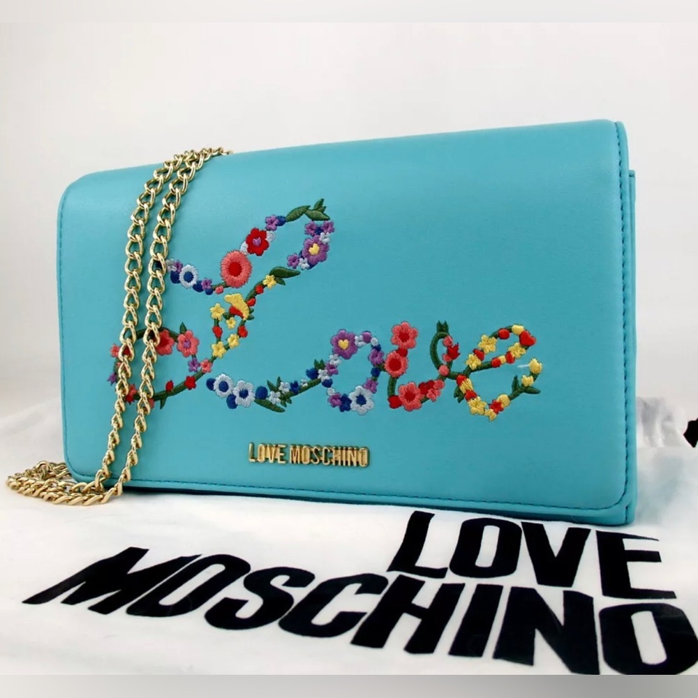 LOVE MOSCHINO Embroidered Crossbody Bag 🤩🔥🦋🌸🌺